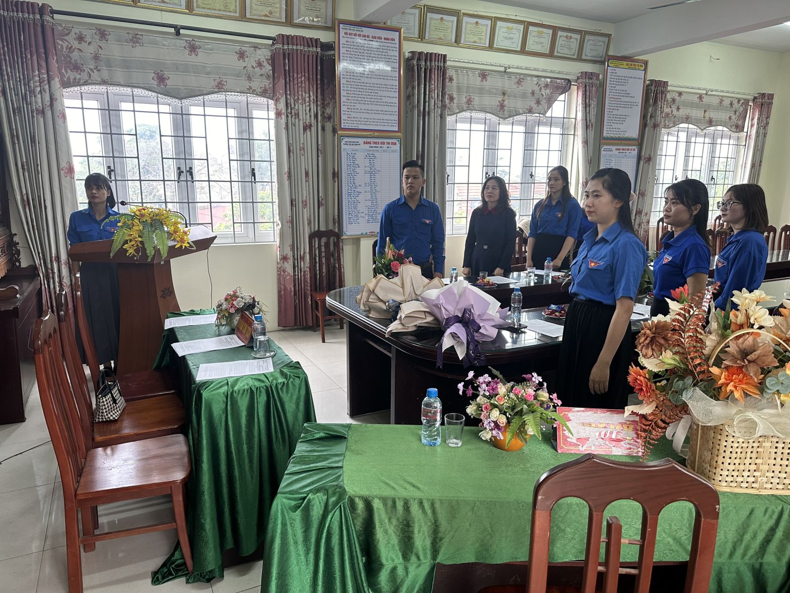 ĐẠI HỘI CHI ĐOÀN TRƯỜNG TIỂU HỌC ĐÔNG KẾT NHIỆM KÌ: 2023-20214