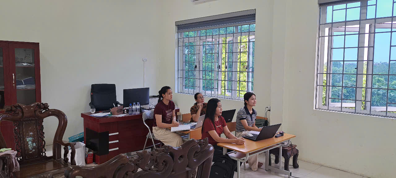 TRƯỜNG TIỂU HỌC ĐÔNG KẾT THAM GIA TẬP HUẤN, BỒI DƯỠNG GIÁO VIÊN SỬ DỤNG BỘ SÁCH GIÁO KHOA ĐẠO ĐỨC LỚP 3 THỐNG NHẤT TOÀN QUỐC