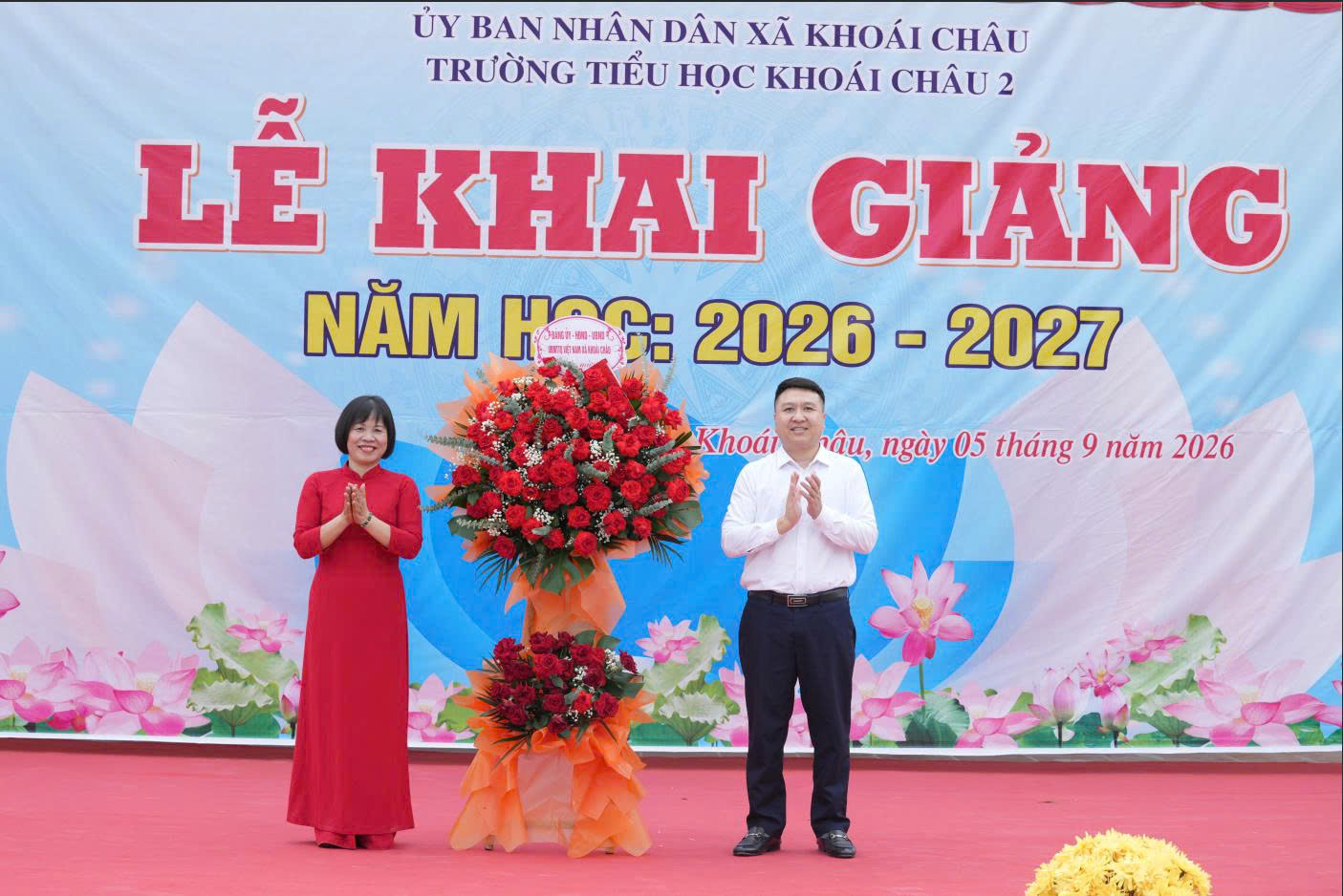 <a href='https://truongtieuhockhoaichau2.hungyen.edu.vn/tin-tuc/tung-bung-khai-giang-nam-hoc-2026-2027.html'>TƯNG BỪNG KHAI GIẢNG NĂM HỌC 2026-2027</a>