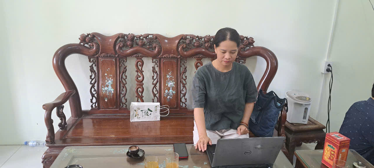 TIỂU HỌC ĐÔNG KẾT THAM GIA TẬP HUẤN, BỒI DƯỠNG GIÁO VIÊN SỬ DỤNG BỘ SÁCH GIÁO KHOA THỐNG NHẤT TOÀN QUỐC